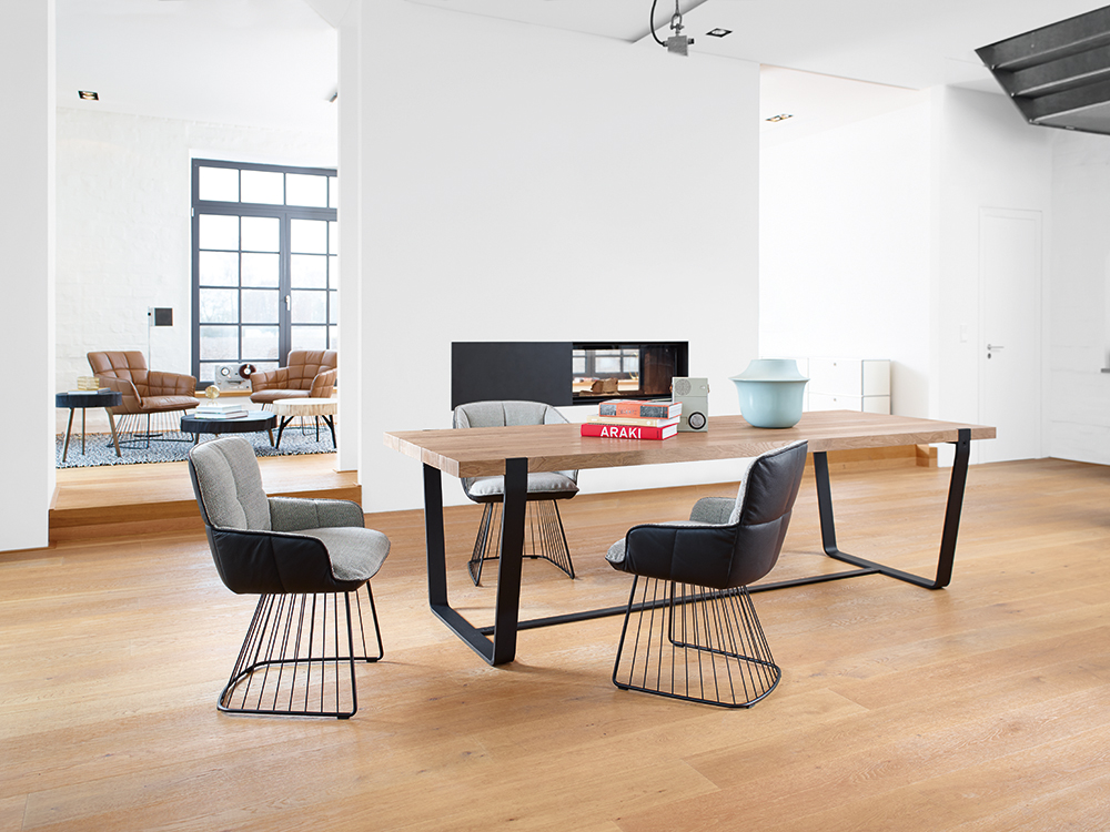 janua_bb11_e_13_tisch_clamp_marc_rau_w