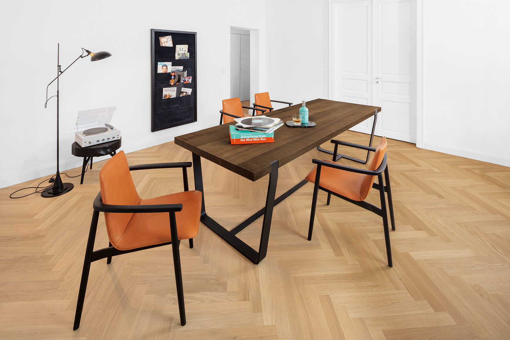 janua_bb11_e_16_tisch_clamp_marc_rau_w