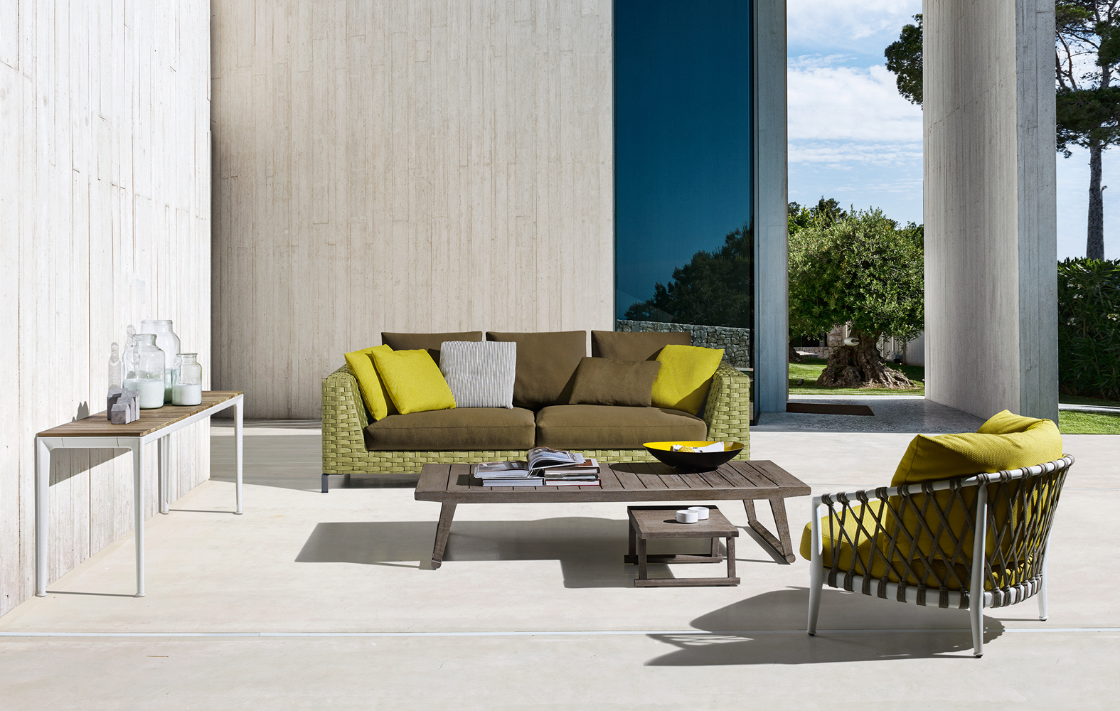BeBItalia_Outdoor_Sofa_Sessel_Erica