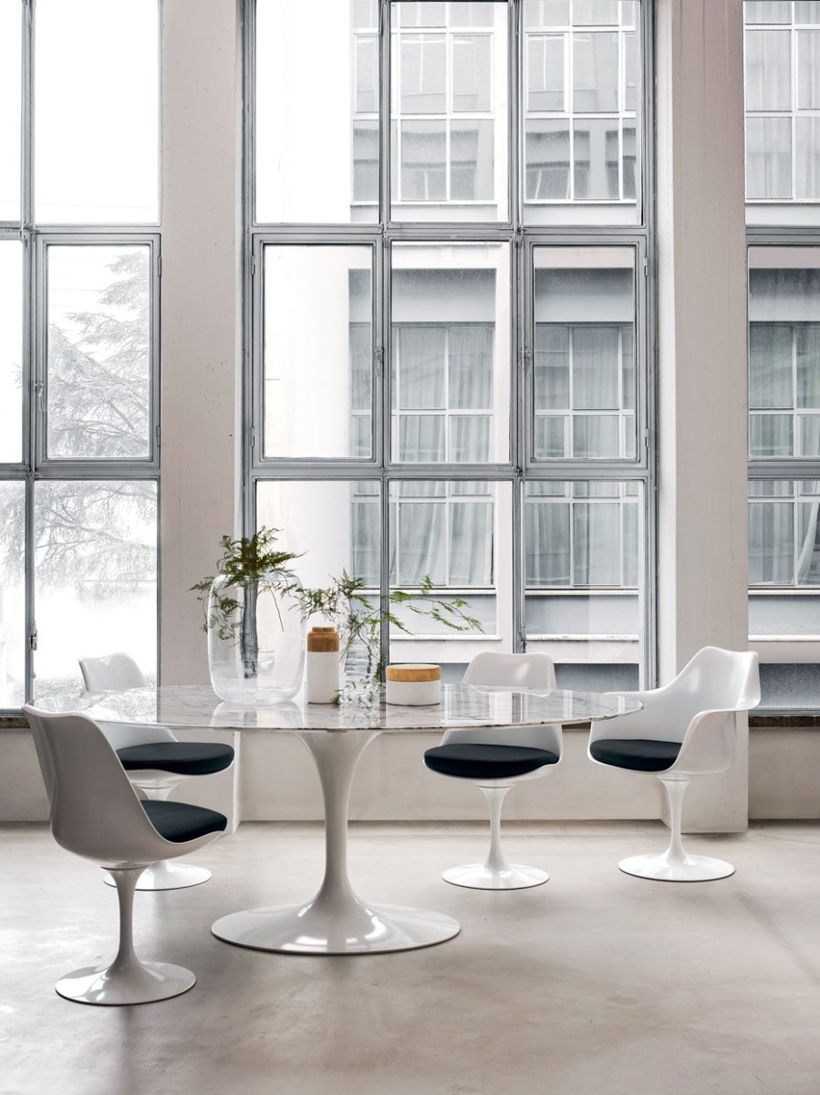 Saarinen Tulip Tisch
von Knoll International