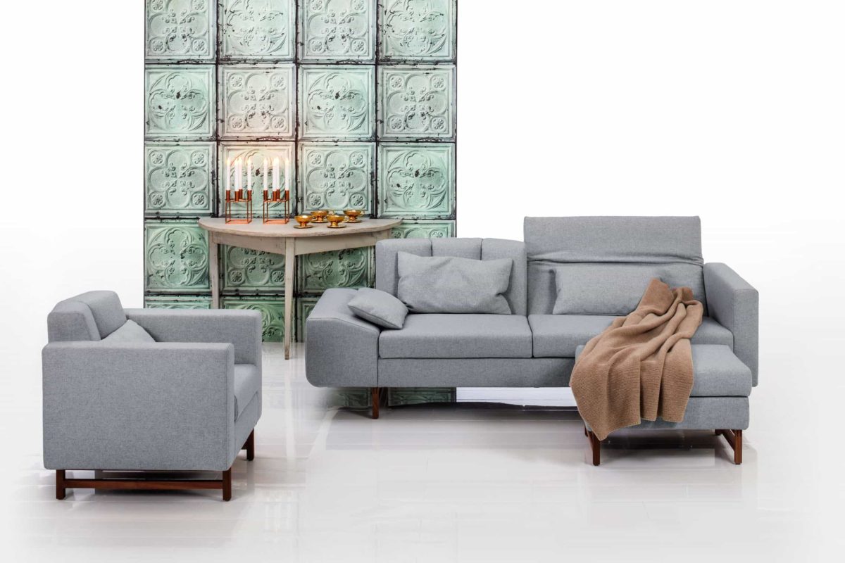 Embrace Sofa, Sessel, Hocker von Brühl & Sippold
