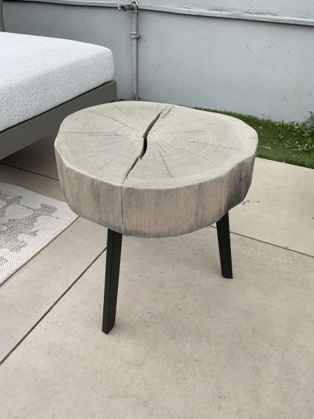 BC05 Couchtisch Stomp von Janua