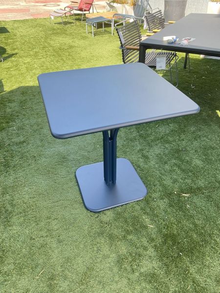 Luxembourg kleiner Tisch von Fermob